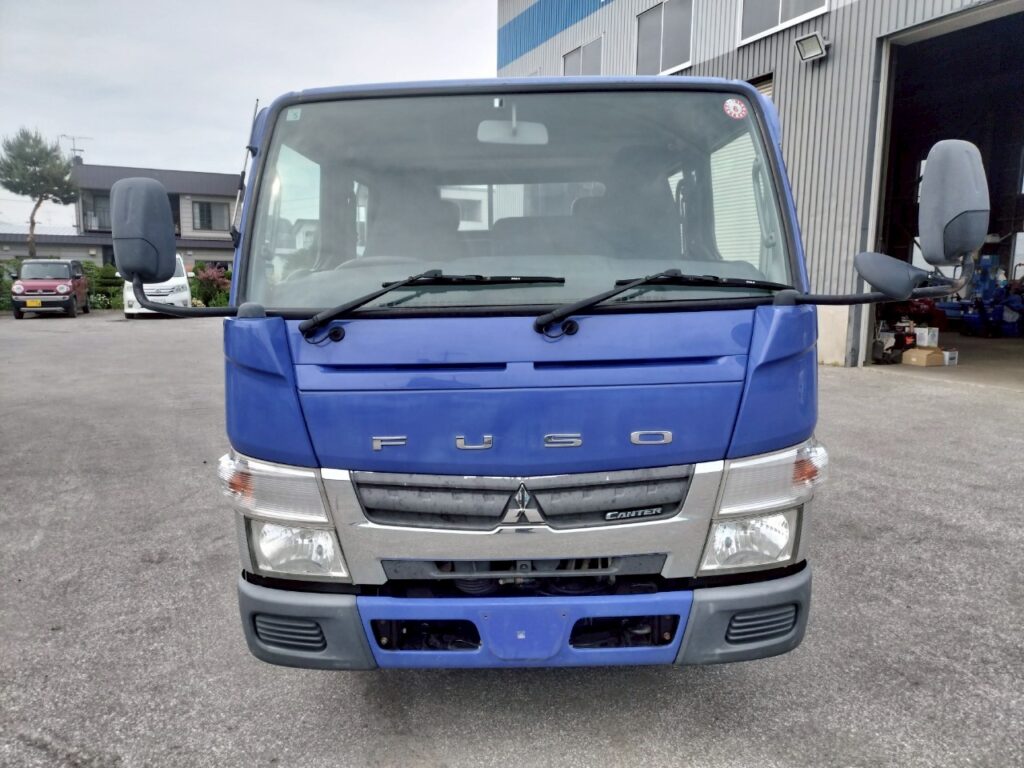平成２４年　キャンター　１．８トン　ＷキャブＰ／Ｇ　４ＷＤ！！　