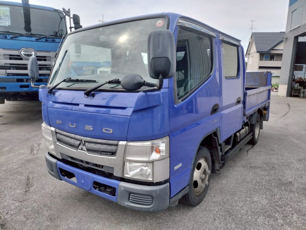平成２４年　キャンター　１．８トン　ＷキャブＰ／Ｇ　４ＷＤ！！　