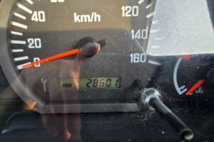 サムネイル: 平成26年　いすゞ　エルフ　1.5トンアルミバン　4WD（車検令和7年11月）