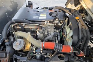 サムネイル: 平成26年　いすゞ　エルフ　1.5トンアルミバン　4WD（車検令和7年11月）