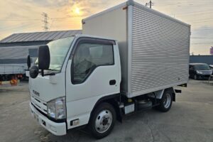 平成26年　いすゞ　エルフ　1.5トンアルミバン　4WD（車検令和7年11月）