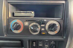 サムネイル: 平成28年　日産　アトラス　1.15トンWキャブ　4WD　リヤヒーター・シングルタイヤ・小型貨物（4ナンバー）（車検令和7年10月）