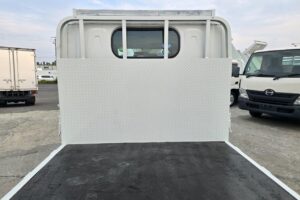 サムネイル: 平成28年　日産　アトラス　1.15トンWキャブ　4WD　リヤヒーター・シングルタイヤ・小型貨物（4ナンバー）（車検令和7年10月）