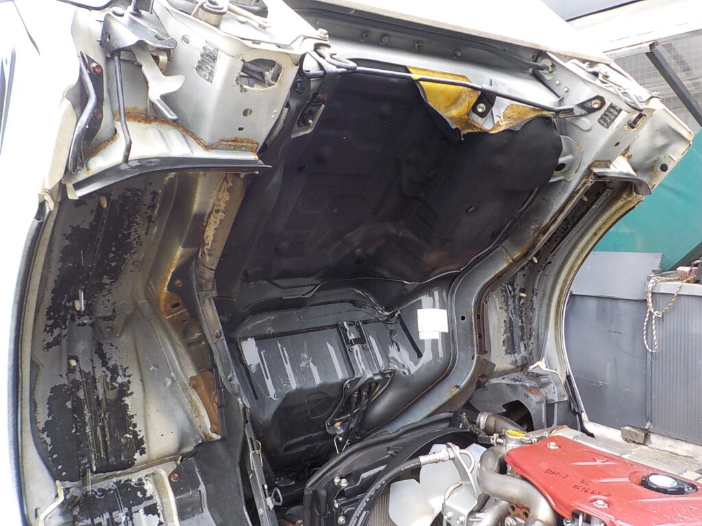 平成24年　デュトロ 2ｔ深ダンプ 4ＷＤ　★土砂禁★観音開き★荷台内寸304㎝×158㎝×109㎝★車検令和7年11月★