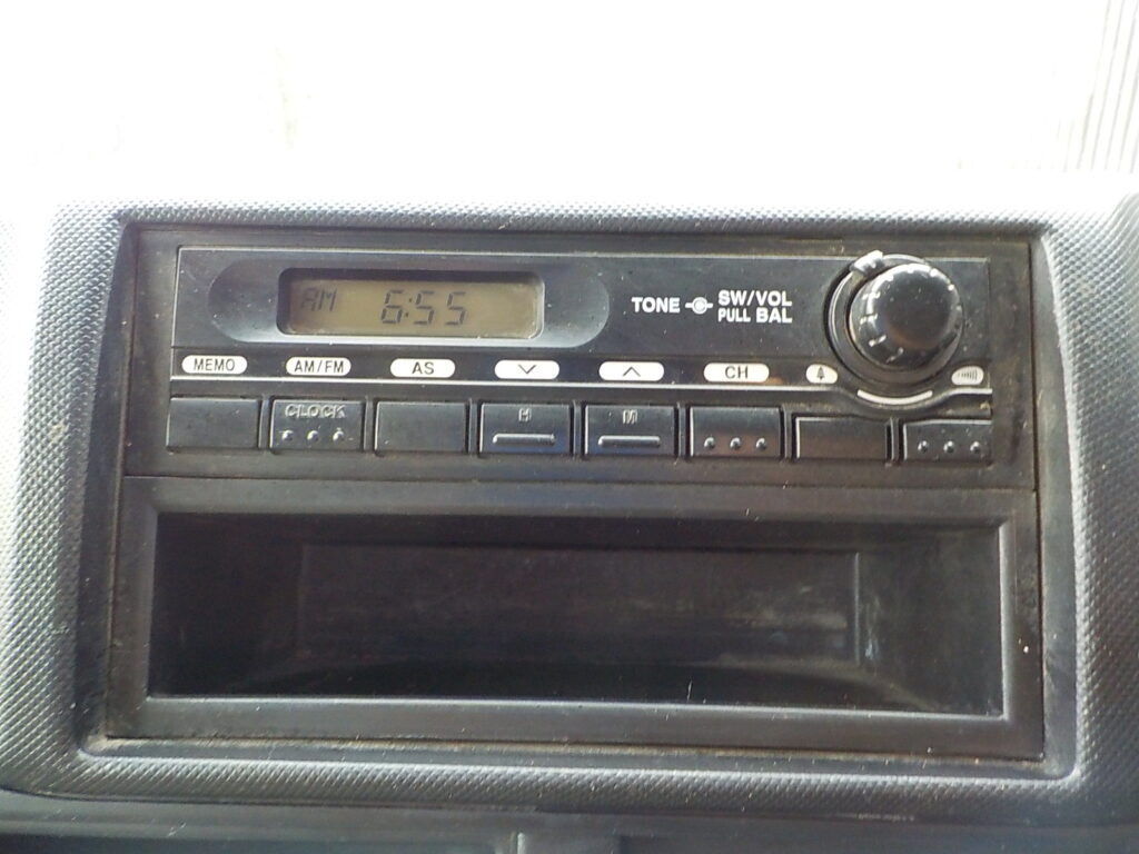 平成24年　デュトロ 2ｔ深ダンプ 4ＷＤ　★土砂禁★観音開き★荷台内寸304㎝×158㎝×109㎝★車検令和7年11月★