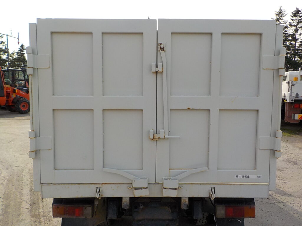 平成24年　デュトロ 2ｔ深ダンプ 4ＷＤ　★土砂禁★観音開き★荷台内寸304㎝×158㎝×109㎝★車検令和7年11月★