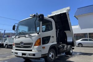 平成24年　レンジャー４トンダンプ　荷台・下廻り塗装済み　検令和7年11月　フル装備　６MT
