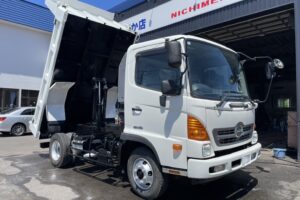 サムネイル: 平成24年　レンジャー４トンダンプ　荷台・下廻り塗装済み　検令和7年11月　フル装備　６MT