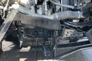 サムネイル: 平成24年　レンジャー４トンダンプ　荷台・下廻り塗装済み　検令和7年11月　フル装備　６MT