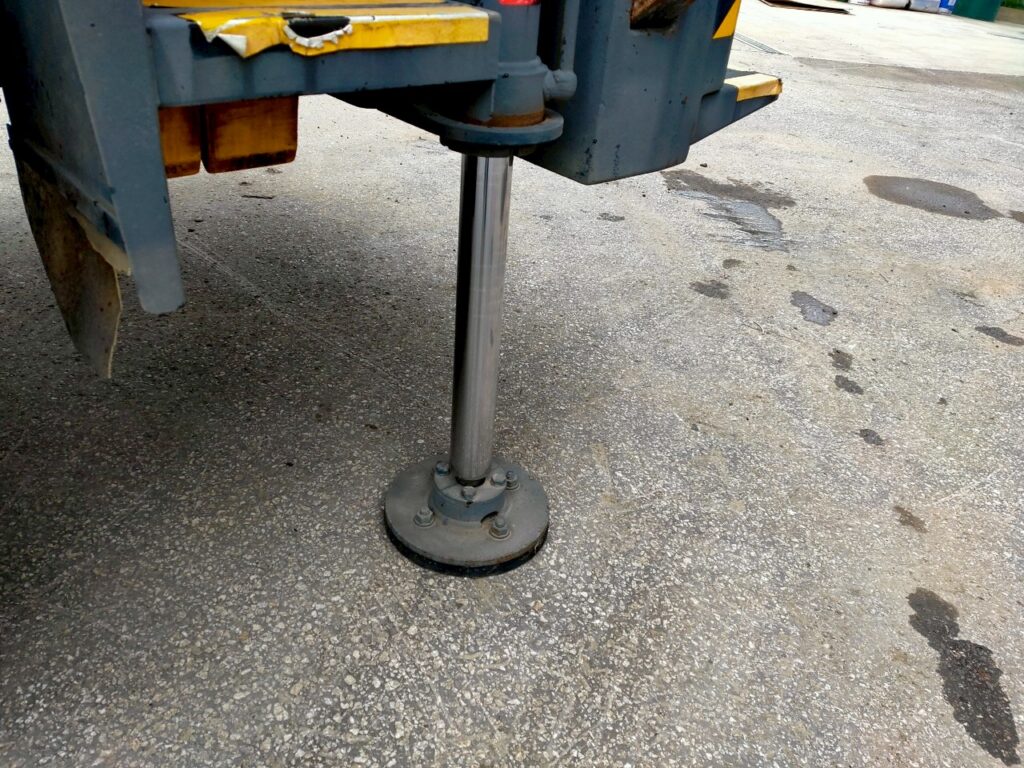 平成２５年　ダイナ9.9ｍ高所作業車　★ＦＲＰバケット