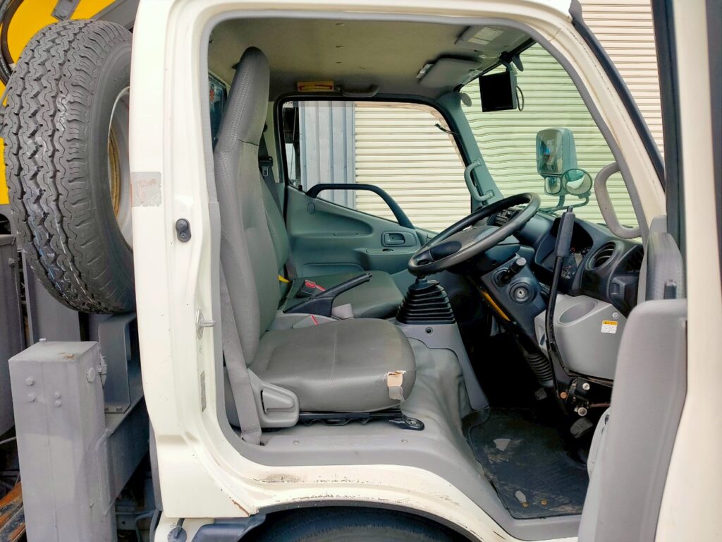 平成２５年　ダイナ9.9ｍ高所作業車　★ＦＲＰバケット
