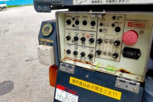 サムネイル: 平成２５年　ダイナ9.9ｍ高所作業車　★ＦＲＰバケット