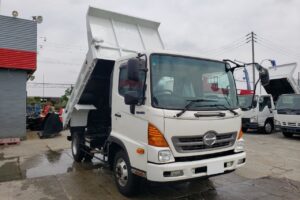 サムネイル: 平成25年　日野　レンジャー　４トンダンプ　電動コボレーン付・荷台塗装済！（車検令和7年10月）