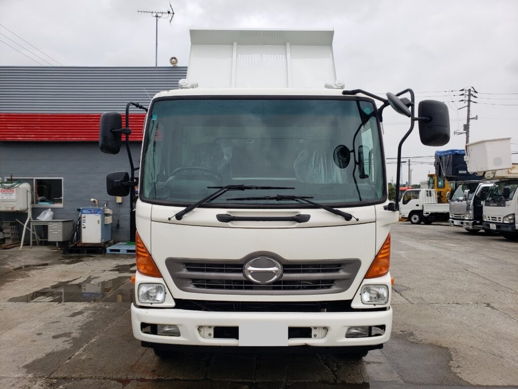 平成25年　日野　レンジャー　４トンダンプ　電動コボレーン付・荷台塗装済！（車検令和7年10月）