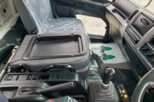 サムネイル: 平成25年　日野　レンジャー　４トンダンプ　電動コボレーン付・荷台塗装済！（車検令和7年10月）