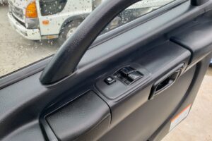 サムネイル: 平成25年　日野　レンジャー　４トンダンプ　電動コボレーン付・荷台塗装済！（車検令和7年10月）
