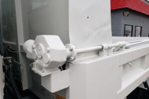 サムネイル: 平成25年　日野　レンジャー　４トンダンプ　電動コボレーン付・荷台塗装済！（車検令和7年10月）