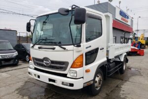 サムネイル: 平成25年　日野　レンジャー　４トンダンプ　電動コボレーン付・荷台塗装済！（車検令和7年10月）