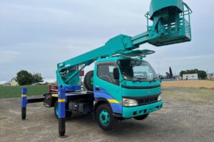 サムネイル: 平成19年　日野　デュトロ　16ｍ高所作業車　スチールバケット（車検2年付）