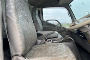サムネイル: 平成19年　日野　デュトロ　16ｍ高所作業車　スチールバケット（車検2年付）
