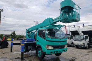 サムネイル: 平成19年　日野　デュトロ　16ｍ高所作業車　スチールバケット（車検2年付）