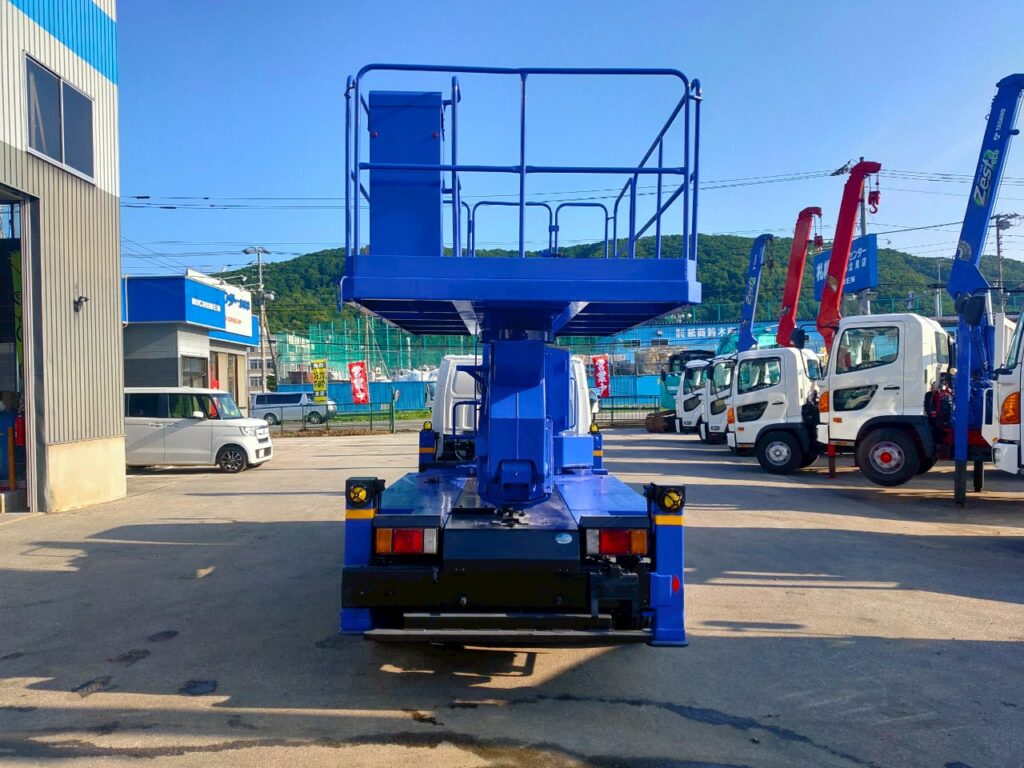 平成22年　エルフ 12ｍ高所作業車 スーパーデッキ　☆塗装済み！！