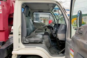 サムネイル: 平成22年　エルフ 12ｍ高所作業車 スーパーデッキ