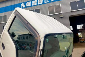 サムネイル: 平成２６年　エルフ１．５トン平　４ＷＤ！！