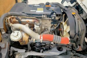 サムネイル: 平成２６年　エルフ１．５トン平　４ＷＤ！！