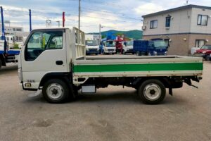 サムネイル: 平成２６年　エルフ１．５トン平　４ＷＤ！！