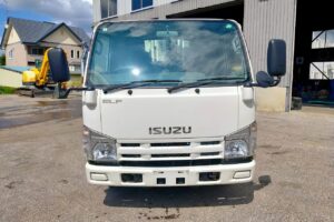 サムネイル: 平成２６年　エルフ１．５トン平　４ＷＤ！！