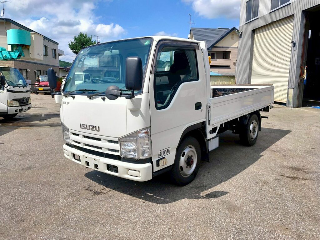 平成２６年　エルフ１．５トン平　４ＷＤ！！