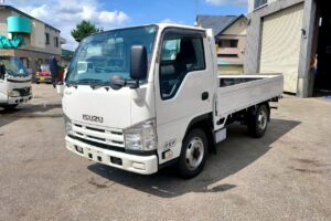 平成２６年　エルフ１．５トン平　４ＷＤ！！