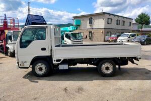 サムネイル: 平成２６年　エルフ１．５トン平　４ＷＤ！！