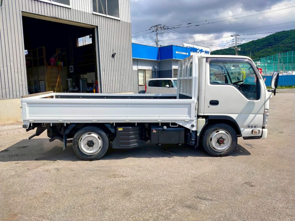 平成２６年　エルフ１．５トン平　４ＷＤ！！
