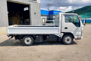 サムネイル: 平成２６年　エルフ１．５トン平　４ＷＤ！！