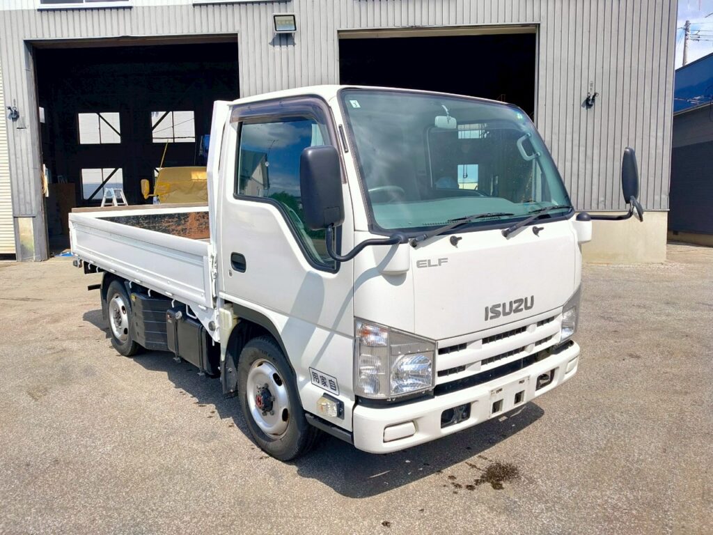 平成２６年　エルフ１．５トン平　４ＷＤ！！