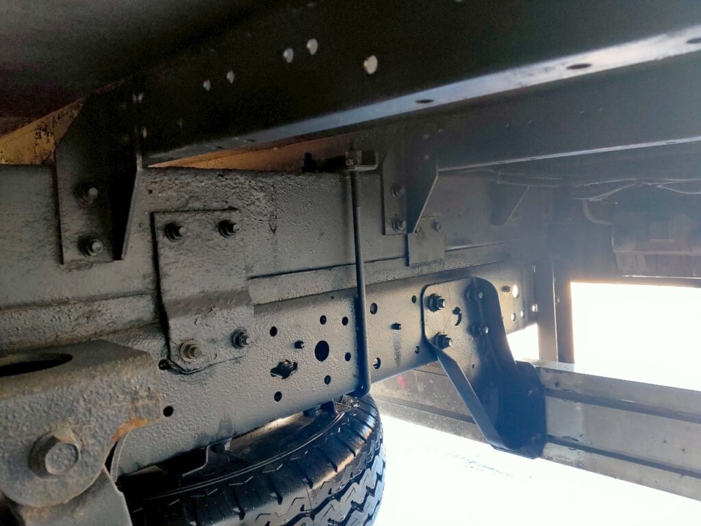 平成29年　デュトロ3トンアルミウイング4WD