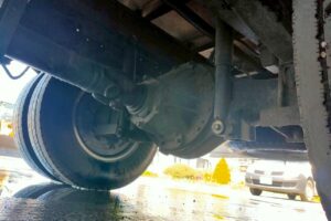 サムネイル: 平成29年　デュトロ3トンアルミウイング4WD