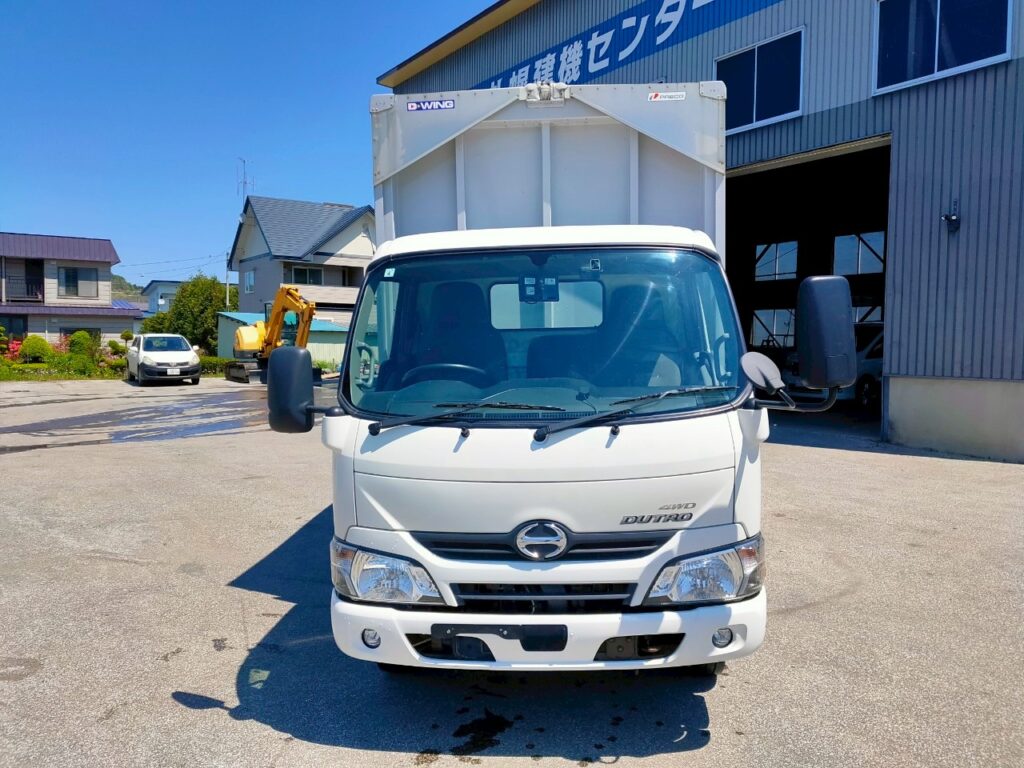 平成29年　デュトロ3トンアルミウイング4WD