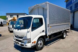 平成29年　デュトロ3トンアルミウイング4WD