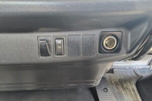 サムネイル: 平成25年　日野　レンジャー　４トン４段クレーンロング　フックイン・ラジコン付・オートマ車（車検1年付）