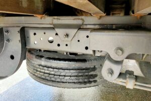 サムネイル: 平成２３年　デュトロ　２トン平　ワイドロング