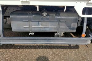 サムネイル: 平成２３年　デュトロ　２トン平　ワイドロング