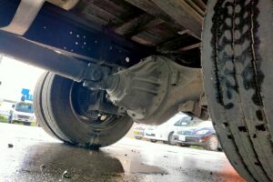 サムネイル: 平成２３年　デュトロ　２トン平　ワイドロング