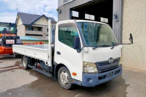 サムネイル: 平成２３年　デュトロ　２トン平　ワイドロング
