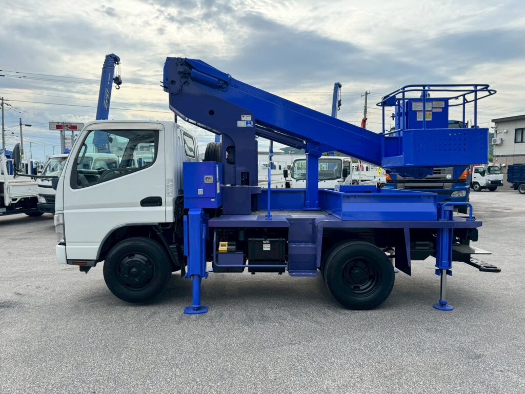 平成19年　キャンター12ｍ高所作業車