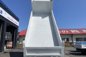 サムネイル: 平成26年　ギガ大型ダンプ　電動コボレーン　走行53万キロ　車検1年付