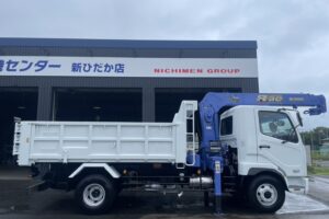 サムネイル: 平成19年　ファイター増トン3段クレーン深ダンプ　ラジコン　全塗装済み　検令和8年6月