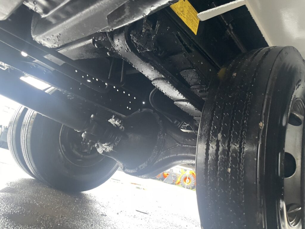 平成19年　ファイター増トン3段クレーン深ダンプ　ラジコン　全塗装済み　検令和8年6月